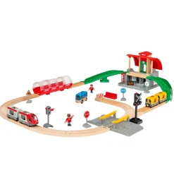 BRIO Legetøj - Centralstation sæt - 37 dele 33989