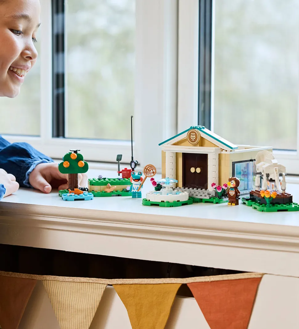 LEGO® Animal Crossing - Blather's Museumssamling 77056 - 543 Del