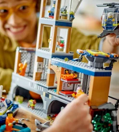 LEGO® City - Politiets fængselsø 60419 - 980 Dele