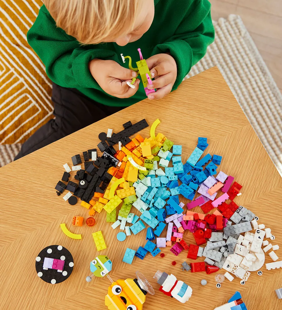 LEGO® Classic - Kreative Planeter 11037 - 450 Dele