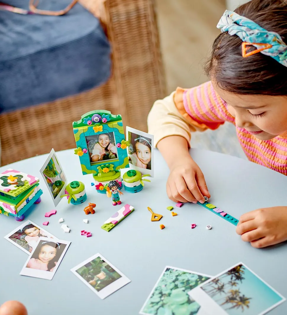 LEGO® Disney - Mirabels Fotoramme og Smykkeskrin 43239 - 334 Del