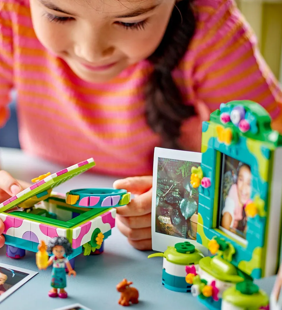 LEGO® Disney - Mirabels Fotoramme og Smykkeskrin 43239 - 334 Del