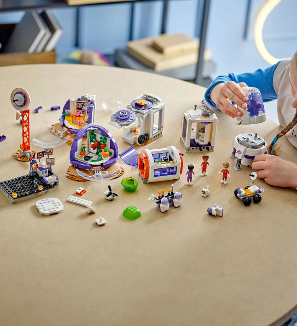 LEGO® Friends - Mars-rumbase og Raket 42605 - 981 Dele