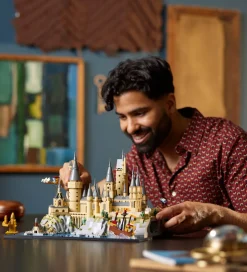 LEGO® Harry Potter - Hogwarts-Slottet og Om... 76419 - 2660 Dele