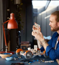 LEGO® Technic - NASA Apollo-månebil - LRV 42182 - 1913 Dele