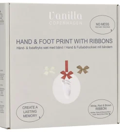 Vanilla Copenhagen Hånd- og Fodaftryksæt m. Bånd - Hvid/Rød/Brun